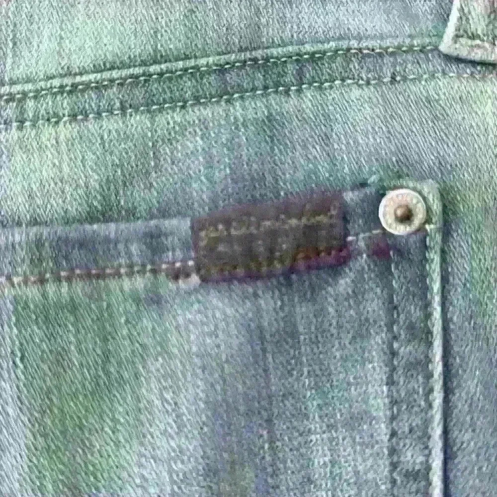 7 For All Mankind Jeans. Distressed. Size 27. NWOT. - Picture 8 of 8